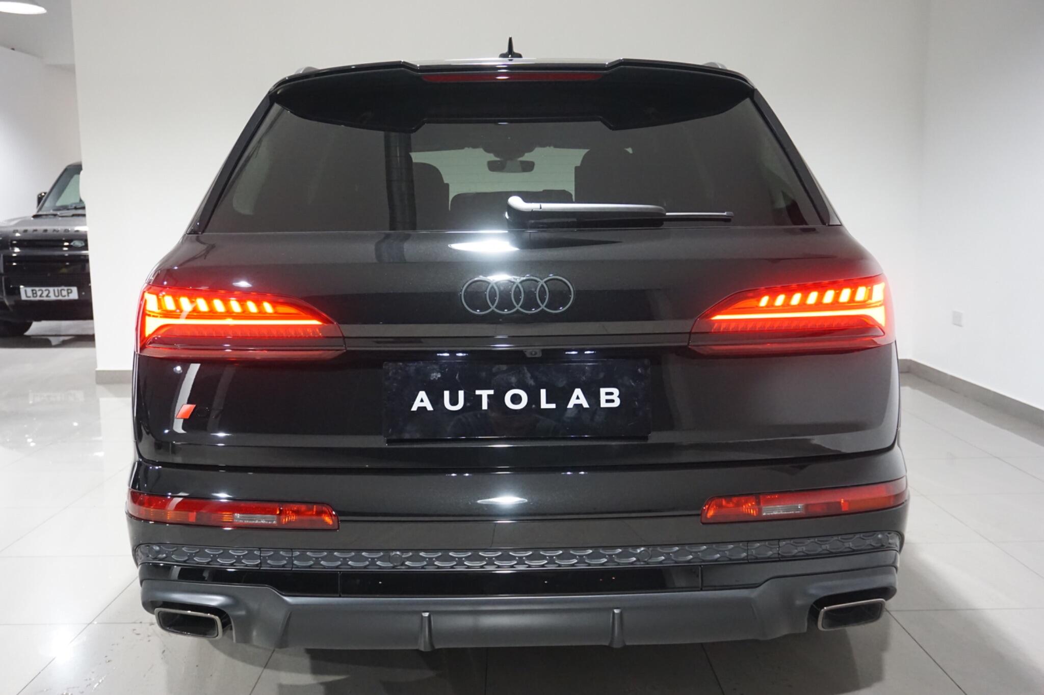 Audi Q7 3.0 TFSI V6 55 Black Edition SUV 5dr Petrol Tiptronic quattro Euro 6 (s/s) (340 ps)